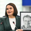 Oby Nagroda Sacharowa dla Andrzeja Poczobuta przyspieszyła jego zwolnienie Oby Nagroda Sacharowa dla Andrzeja Poczobuta przyspieszyła jego zwolnienie