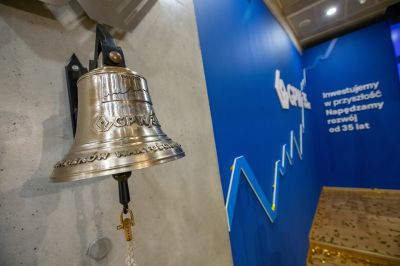 Asbis, Creotech, Quercus, Astarta. Zwycięzcy i przegrani sesji na GPW 20 X 2026