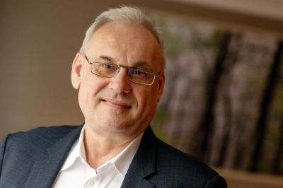 Przychody Asbisu we wrześniu przekroczyły 1 mld USD. Są trzy razy wyższe niż przed rokiem