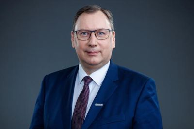 Nowy prezes Niewiadów Polska Grupa Militarna. Wcześniej kierował PGZ i pracował w KGHM